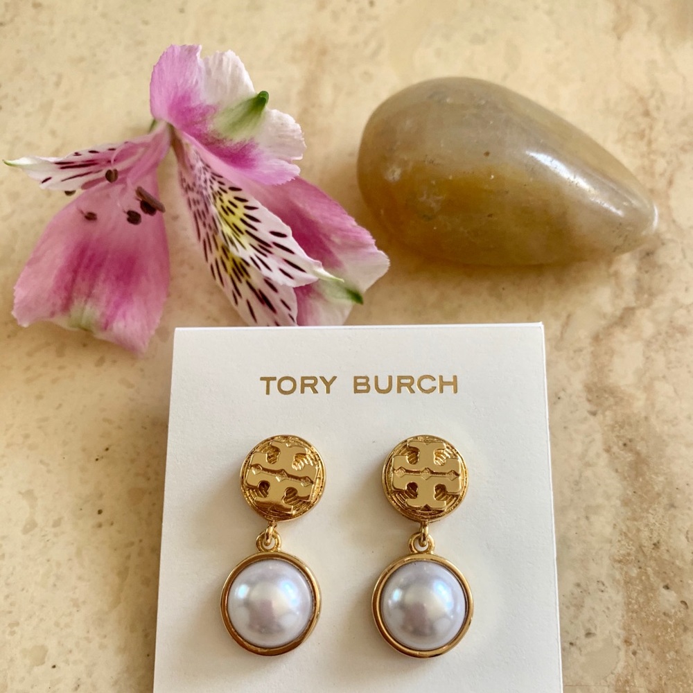 Reserved Tory Burch earings